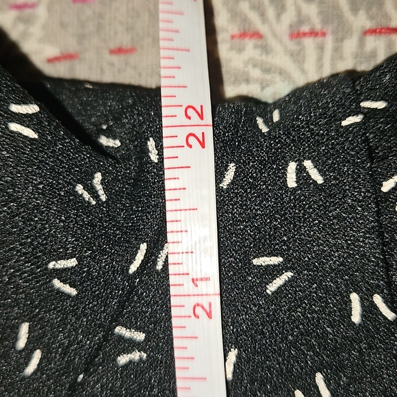 Vintage | Black & White Lace Detail House Dress | See Measurements - Picture 10 of 10